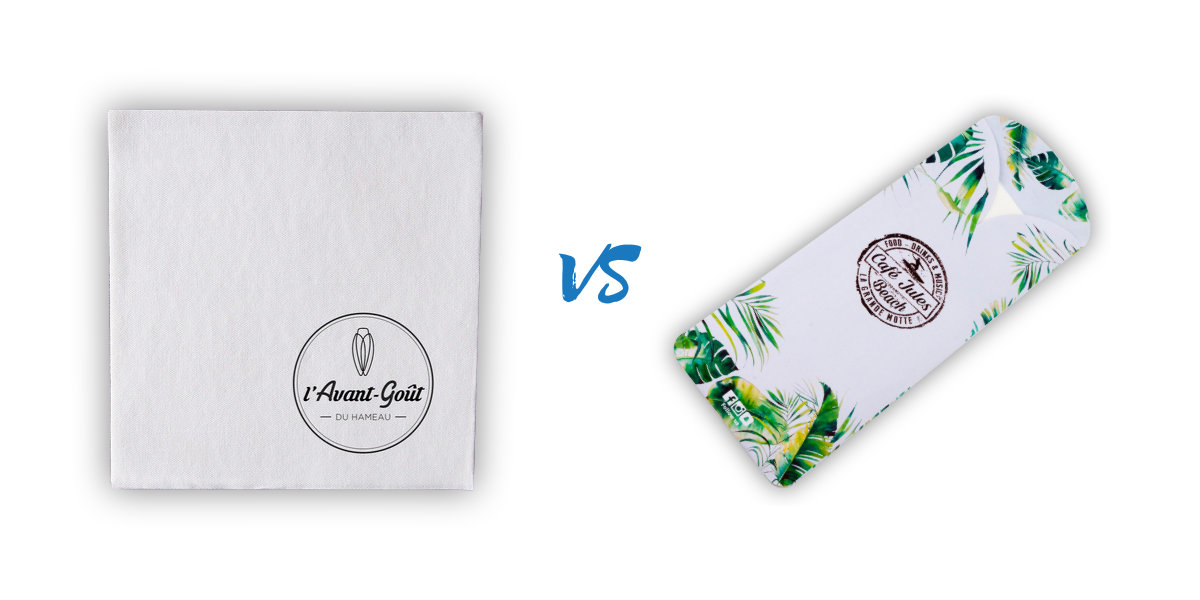 Le match Pochette à couvert VS La serviette de table personnalisée